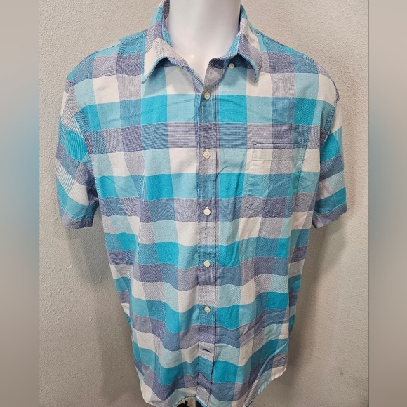 St. John's Bay Other - St. John's Bay Easy Care men's button short sleeve XXL